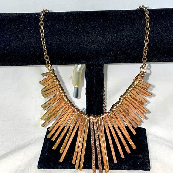 Necklace with large metal fringe - Picture 1 of 4